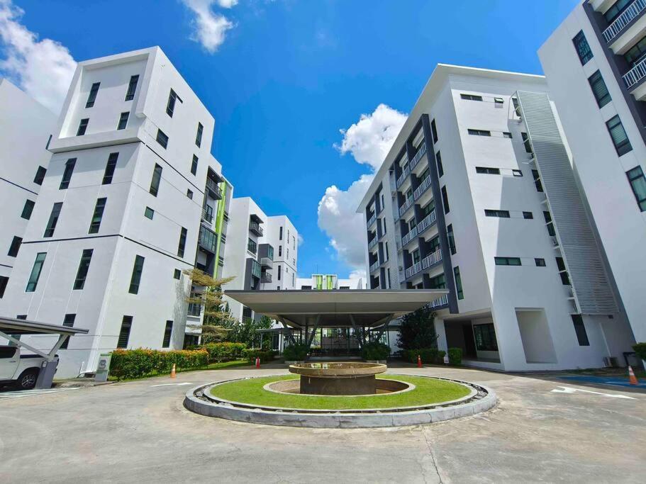 Jk Cozyhome 10Pax 100Mbps 2Carparks Kuching Luaran gambar